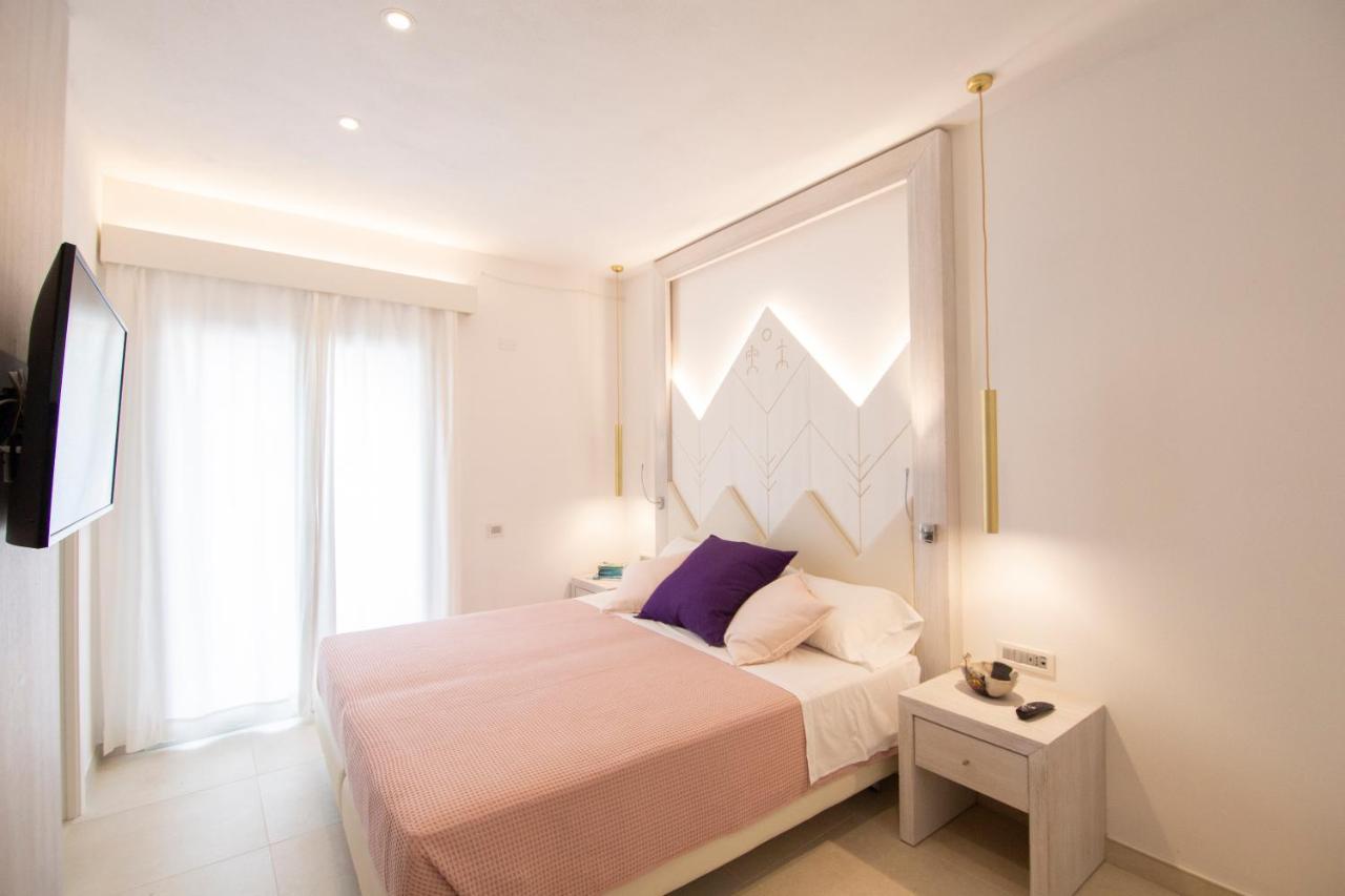 Hotel Tabernabè à Tortolì Extérieur photo