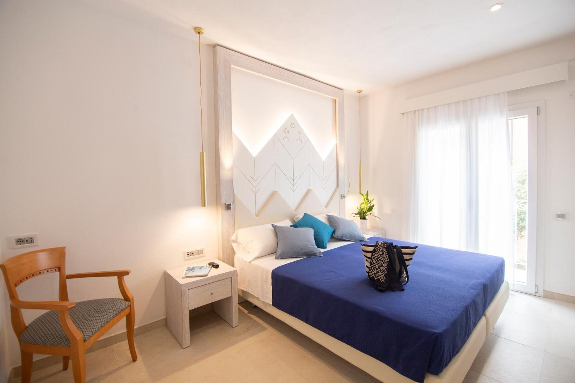 Hotel Tabernabè à Tortolì Extérieur photo